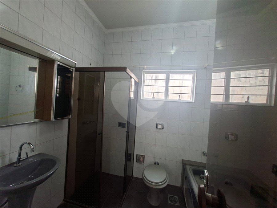 Casa à venda ou para alugar com 3 quartos, sendo 1 suíte, em Vila Aparecida, Itapetininga, SP
