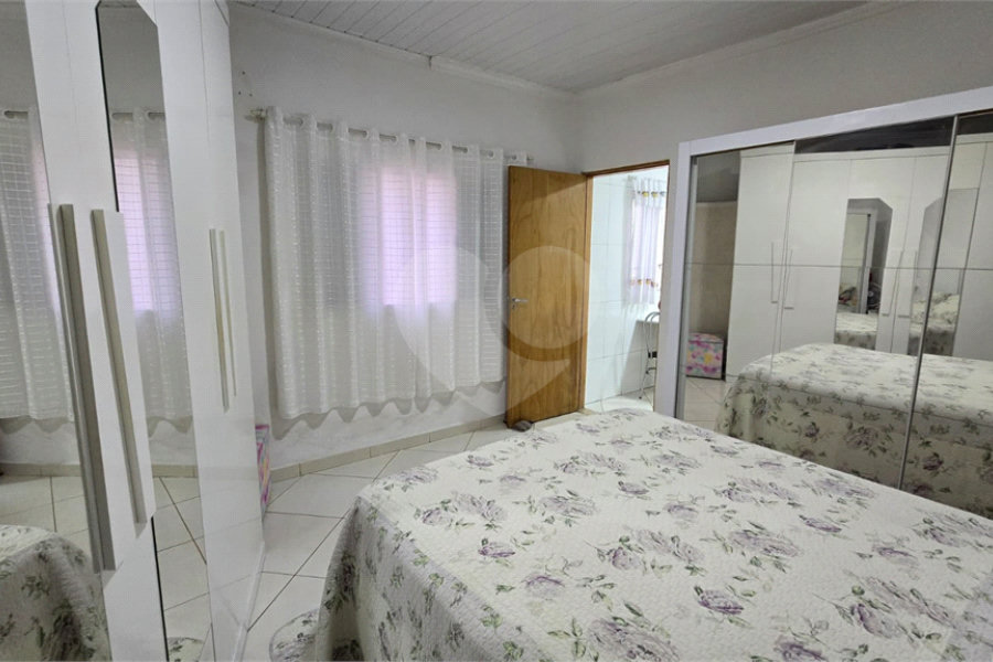 Casa à venda com 2 quartos, sendo 1 suíte,  em Vila Bonilha, São Paulo, SP