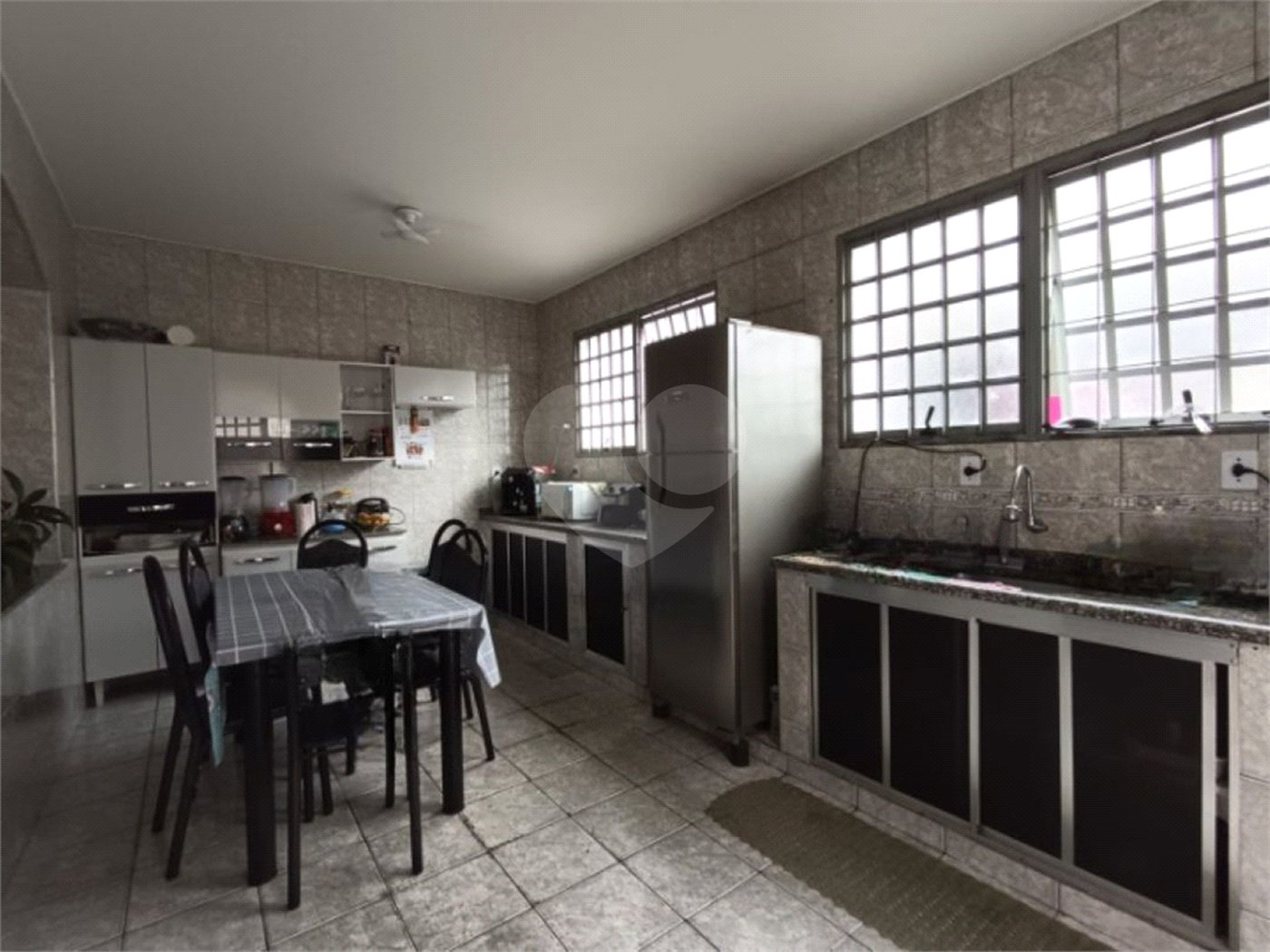 Casa à venda com 3 quartos, sendo 1 suíte, em Wanel Ville, Sorocaba, SP