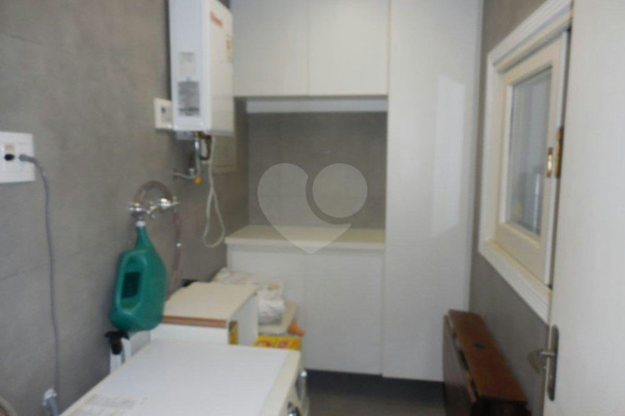 Casa à venda com 3 quartos, sendo 1 suíte, no condomínio Residencial Morada do Horto, São Paulo - SP