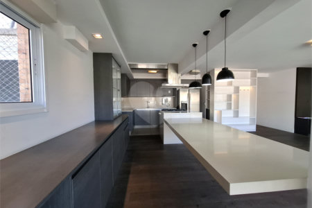 Apartamento à venda com 3 suítes em Vila Ipojuca, São Paulo, SP