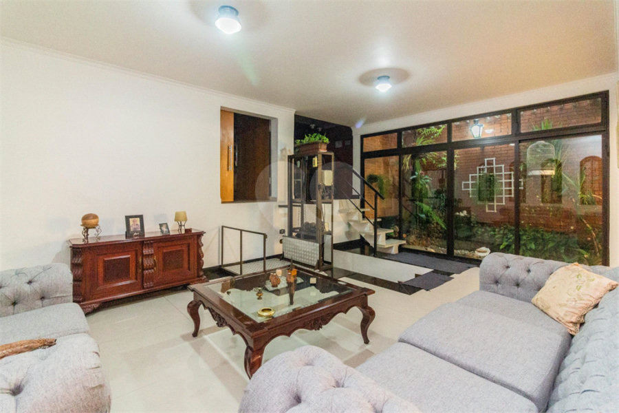 Casa à venda ou para alugar com 5 quartos, sendo 3 suítes, em Imirim, São Paulo, SP