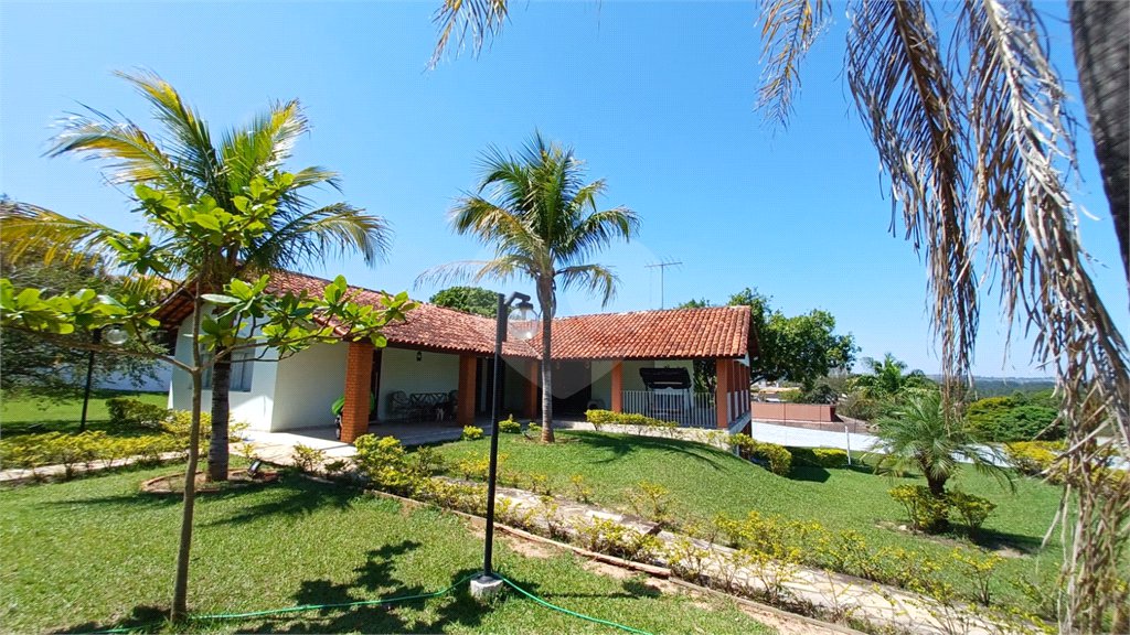 Casa à venda com 3 quartos, sendo 1 suíte, no condomínio Santa Inês, Itu - SP