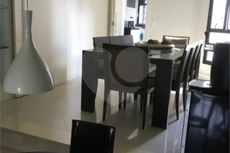 Apartamento à venda com 3 suítes em Vila Gomes Cardim, São Paulo, SP