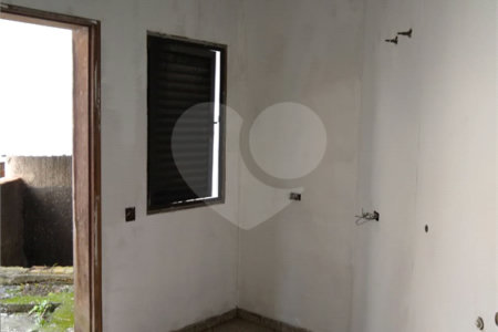 Sobrado à venda com 4 quartos, sendo 3 suítes,  em Morumbi, São Paulo, SP