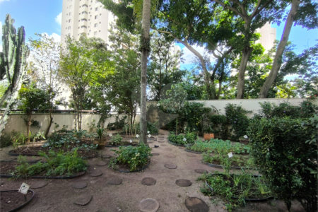 Apartamento à venda com 3 quartos, sendo 2 suítes,  em Alto da Lapa, São Paulo, SP