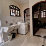 Sobrado à venda com 4 quartos, sendo 1 suíte, em Tremembé, São Paulo, SP