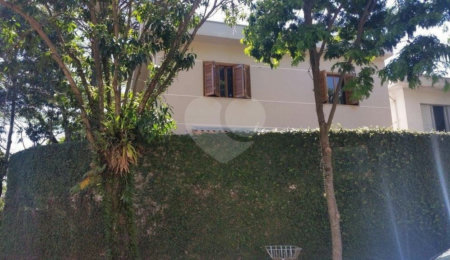 Sobrado à venda com 3 quartos, sendo 1 suíte,  em Barro Branco (zona Norte), São Paulo, SP