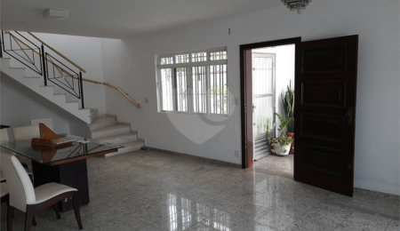 Sobrado à venda ou para alugar com 3 quartos, sendo 1 suíte, em Vila Paulista, São Paulo, SP