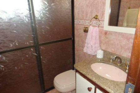 Sobrado à venda com 3 quartos, sendo 1 suíte, em Parque Ipê, São Paulo, SP