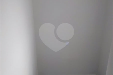 Sobrado à venda com 3 quartos, sendo 1 suíte,  no Centro, Bom Jesus dos Perdões, SP