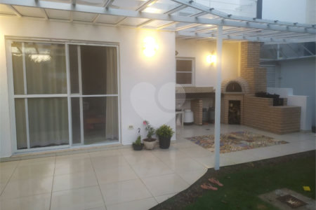 Sobrado à venda com 3 quartos, sendo 1 suíte, em Jardim do Lago, Atibaia, SP