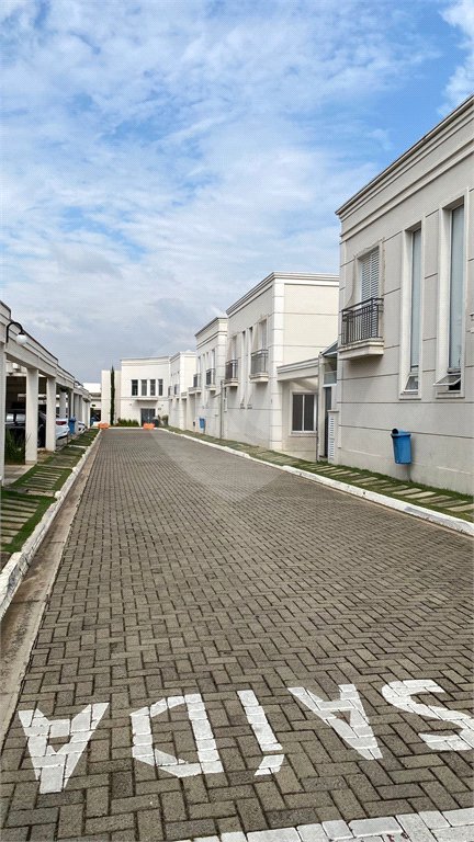 Casa à venda com 3 quartos, sendo 1 suíte, no condomínio Residencial Belle Ville Itaycy, Indaiatuba - SP