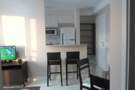 Apartamento para alugar com 2 quartos em Parque Reboucas, São Paulo, SP