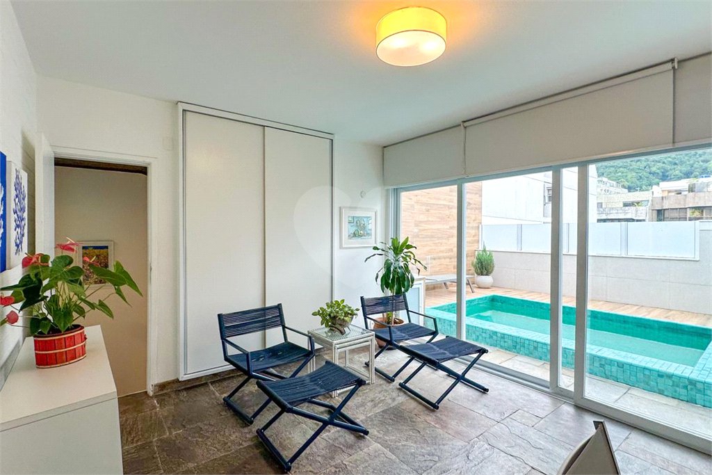 Cobertura à venda com 7 quartos, sendo 3 suítes,  em Lagoa, Rio de Janeiro, RJ