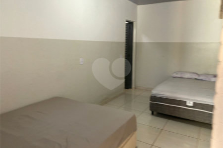 Casa à venda ou para alugar com 10 quartos no Centro, Ponta Porã, MS