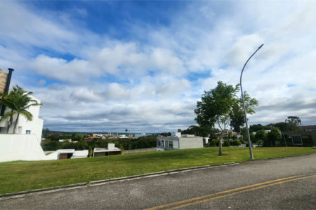 Terreno à venda no condomínio Alphaville Nova Esplanada 2, Votorantim - SP