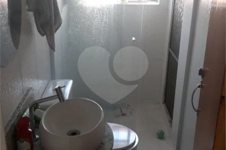 Sobrado à venda com 3 quartos em Parada Inglesa, São Paulo, SP
