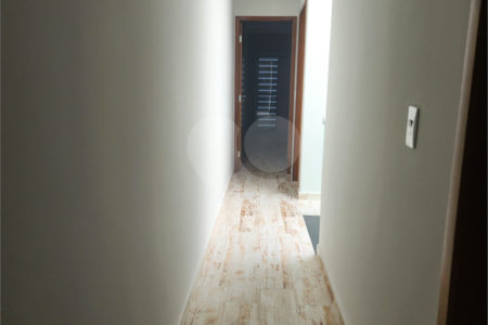 Sobrado à venda com 3 quartos, sendo 1 suíte, em Parque Vitória, São Paulo, SP