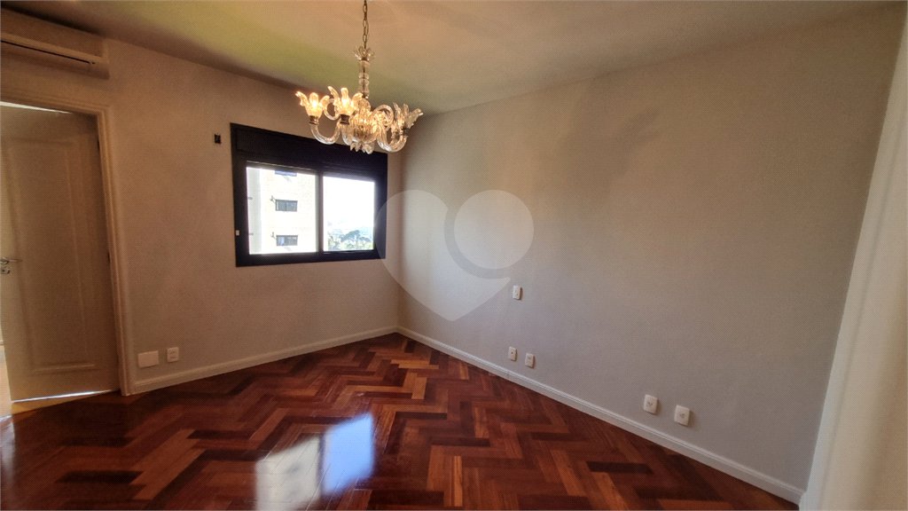 Apartamento para alugar com 6 quartos, sendo 4 suítes,  em Panamby, São Paulo, SP