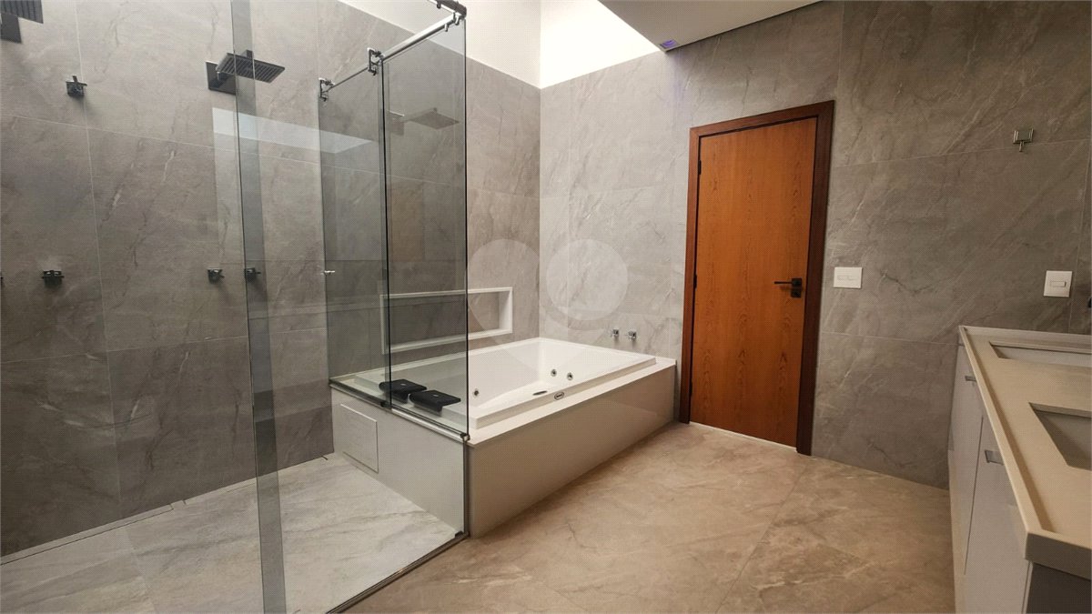 Casa à venda com 4 suítes no condomínio Mont Blanc, Sorocaba - SP