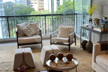 Apartamento à venda com 3 quartos, sendo 1 suíte,  em Jardim Paulista, São Paulo, SP