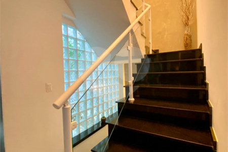 Sobrado à venda com 3 quartos, sendo 2 suítes, em Vila Maria Alta, São Paulo, SP