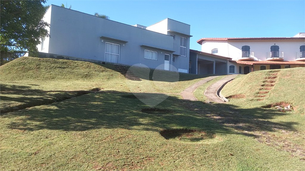 Casa à venda com 3 quartos, sendo 1 suíte, em Alpes D'ouro, Bom Jesus dos Perdões, SP