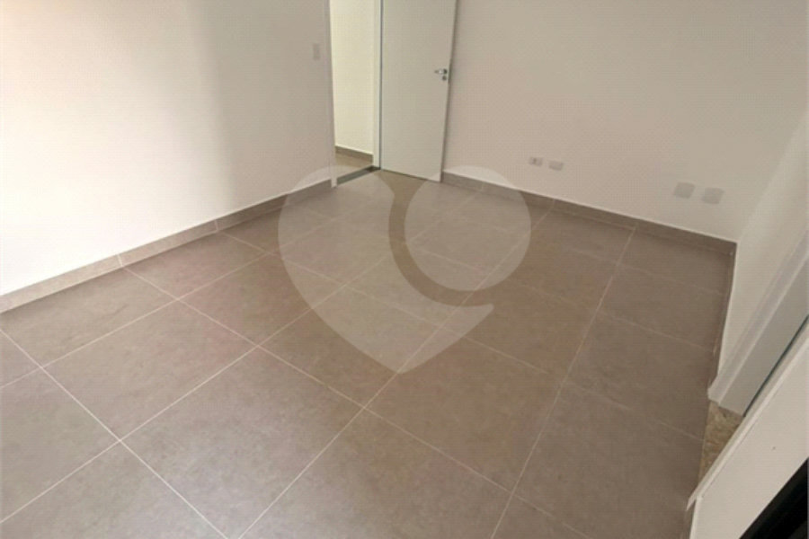 Casa à venda ou para alugar com 3 quartos, sendo 1 suíte, em Parada Inglesa, São Paulo, SP