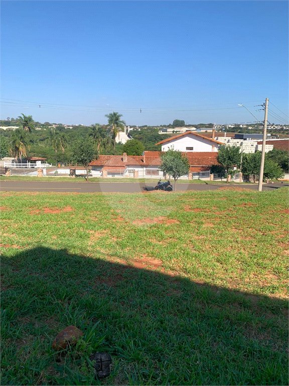 Terreno à venda em Jardim São Camilo, Araraquara, SP