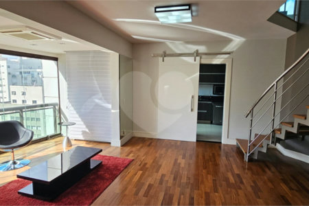 Duplex à venda com 4 quartos, sendo 3 suítes,  em Jardim Paulista, São Paulo, SP
