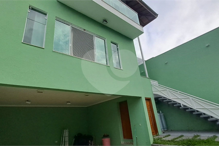 Casa à venda com 3 suítes no condomínio Parque Itaguaçu da Cantareira, São Paulo - SP