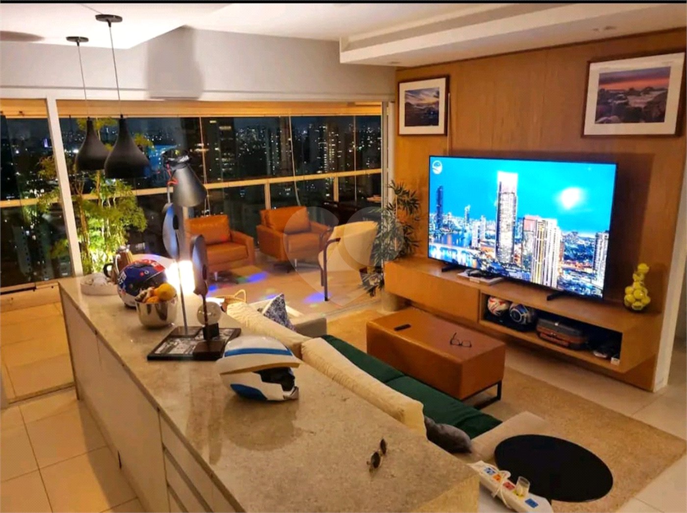 Apartamento à venda com 2 quartos, sendo 1 suíte, em Pinheiros, São Paulo, SP