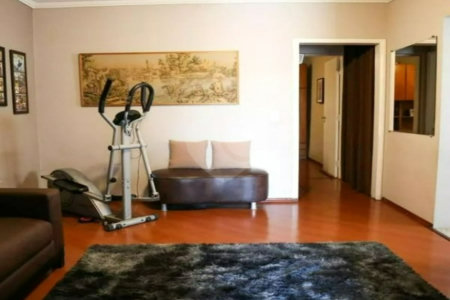 Casa com 120m² , 4 dormitórios , sendo 1 suíte , 3 vagas de garagem , à venda no Jabaquara.