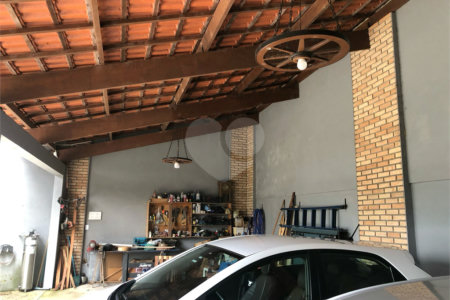 Casa à venda com 3 suítes em Dos Finco, São Bernardo do Campo, SP