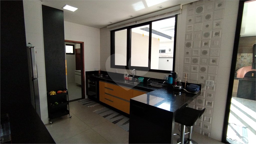 Casa à venda com 3 suítes no condomínio Reserva dos Vinhedos, Louveira - SP