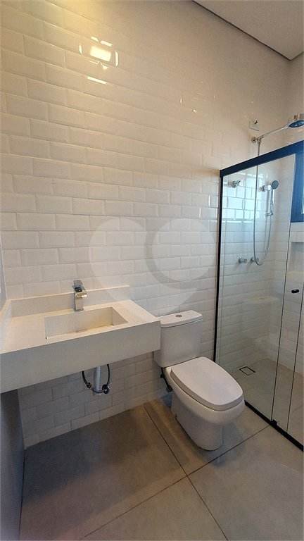 Casa à venda ou para alugar com 4 suítes no condomínio Alphaville Castello, Itu - SP