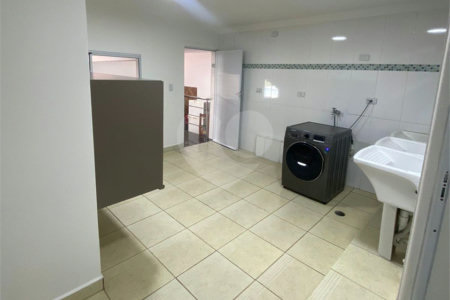 Casa à venda com 4 suítes no condomínio Aruã, Mogi das Cruzes - SP