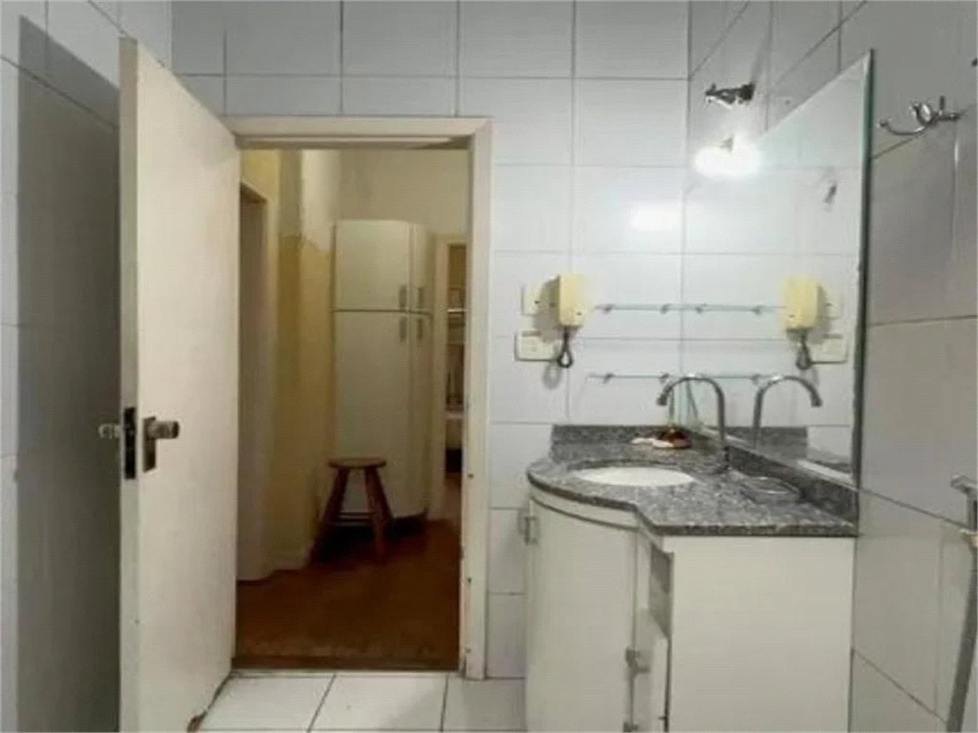 Loja à venda ou para alugar com 9 quartos, sendo 5 suítes,  em Pinheiros, São Paulo, SP