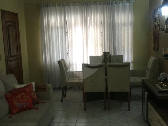 Sobrado à venda com 3 quartos, sendo 1 suíte,  em Tremembé, São Paulo, SP