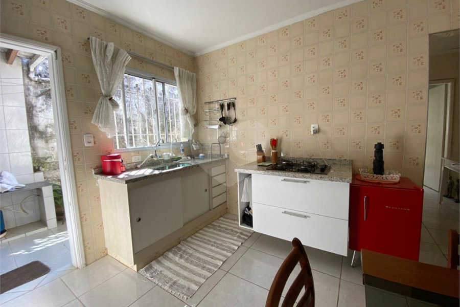 Sobrado à venda com 3 quartos, sendo 1 suíte, em Vila Ipojuca, São Paulo, SP