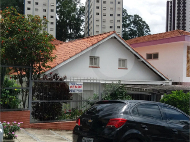 Casa Térrea à venda com 3 quartos, sendo 1 suíte,  em Santana, São Paulo, SP