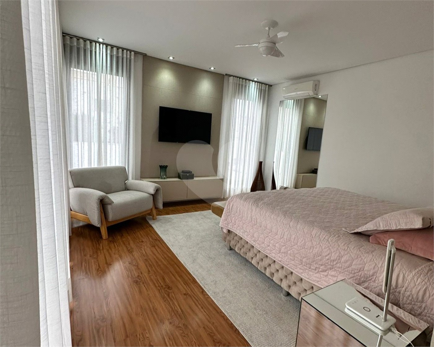 Casa à venda com 3 suítes no condomínio Giverny, Sorocaba - SP