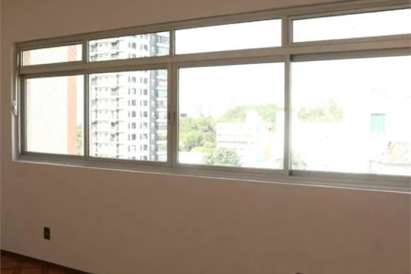 Apartamento à venda com 3 quartos, sendo 1 suíte, em Água Branca, São Paulo, SP