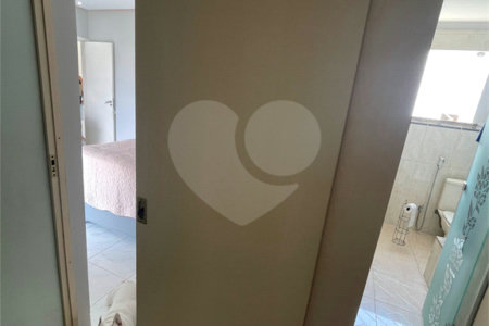 Casa à venda com 5 quartos, sendo 1 suíte, no condomínio Residencial Green Ville, Rio de Janeiro - RJ
