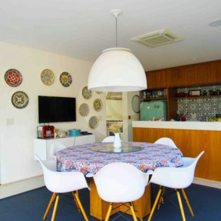 Casa à venda com 4 suítes no condomínio Bauhaus, São Paulo - SP