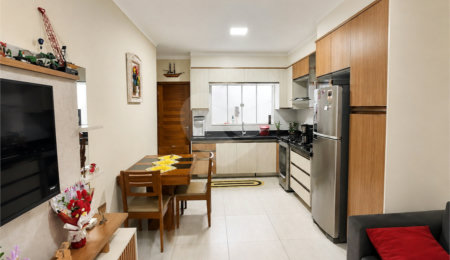 Casa à venda com 2 quartos, sendo 1 suíte,  em Cidade Boa Vista, Suzano, SP
