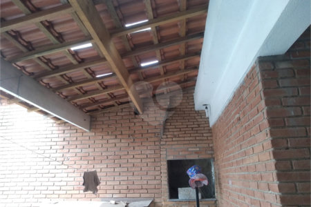 Casa Térrea à venda com 3 quartos em Jardim Alvinópolis, Atibaia, SP