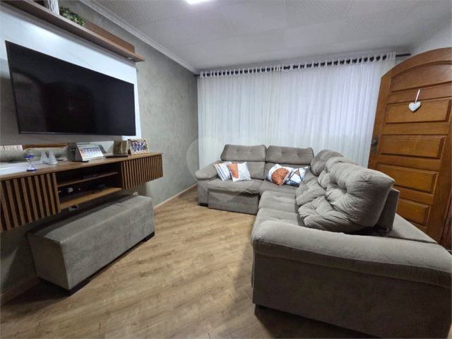 Sobrado à venda com 3 quartos em Sapopemba, São Paulo, SP