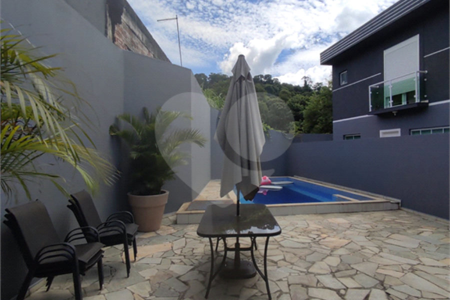 Casa à venda com 3 quartos, sendo 1 suíte, em Horto Florestal, São Paulo, SP